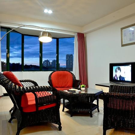 Likas Square - Kk Spacious Homestay 亞庇 外观 照片