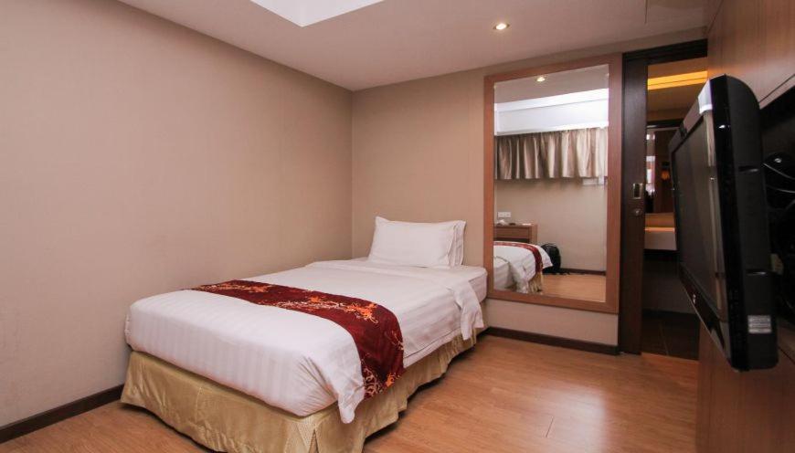 Likas Square - Kk Spacious Homestay 亞庇 外观 照片